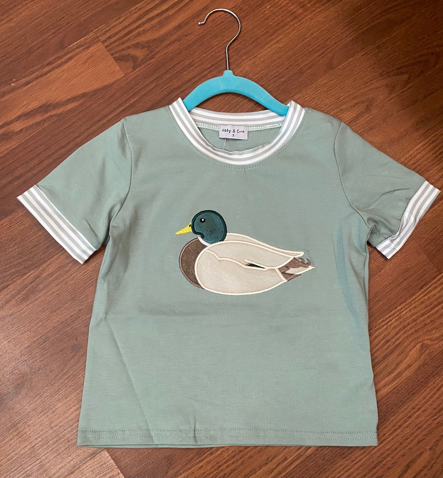 Duck Tee