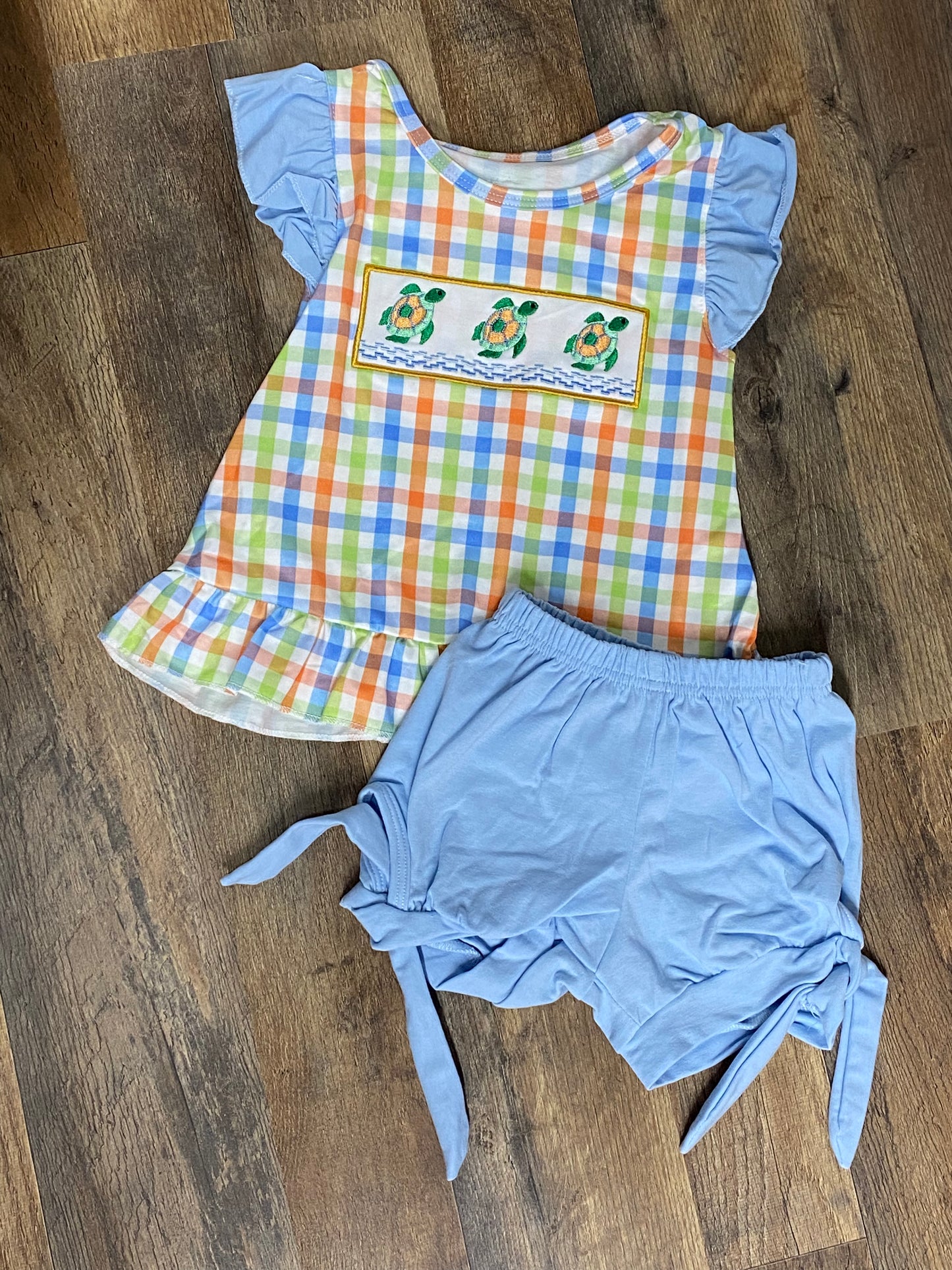 Turtle Ruffle shorts set